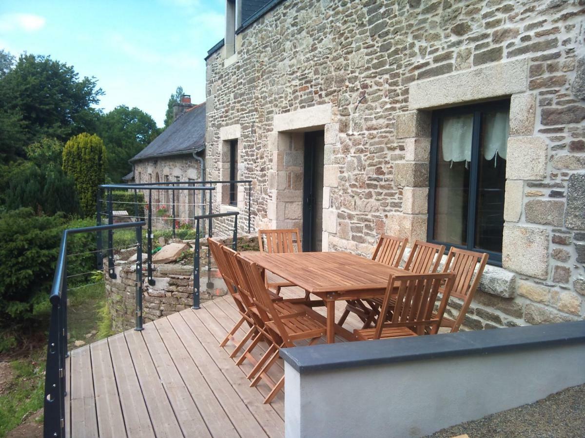 Domaine Le Puits De Jeanne Hotel Plouegat-Moysan Exterior photo